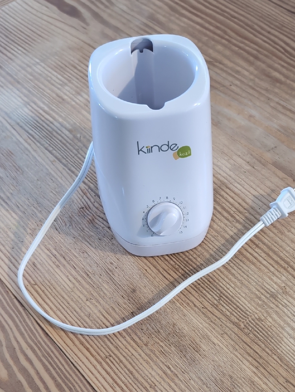 Kiinde Kozii White Bottle Warmer - Adjustable Temperature